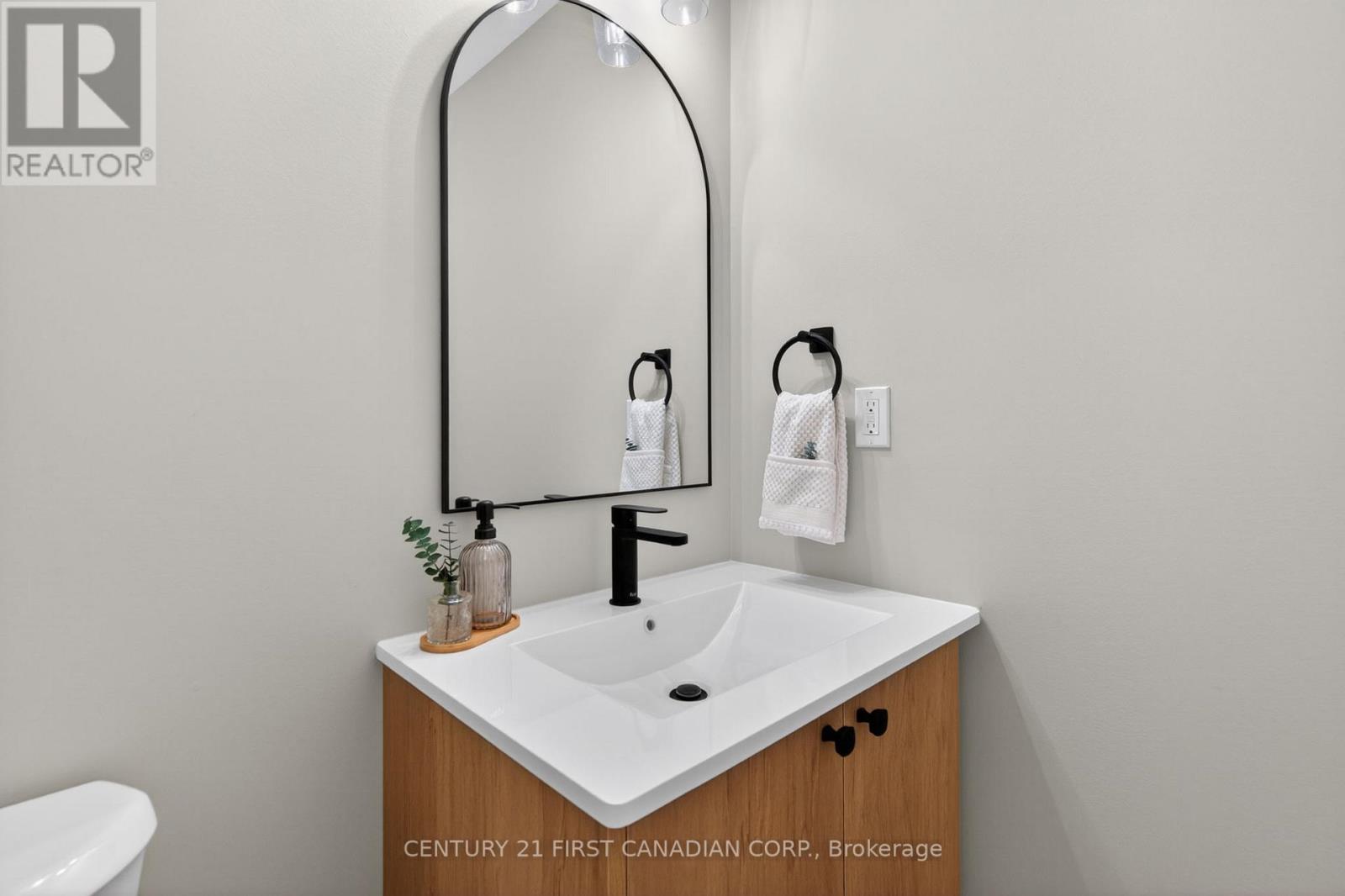 107 Sheldabren Street Property Photo 32
