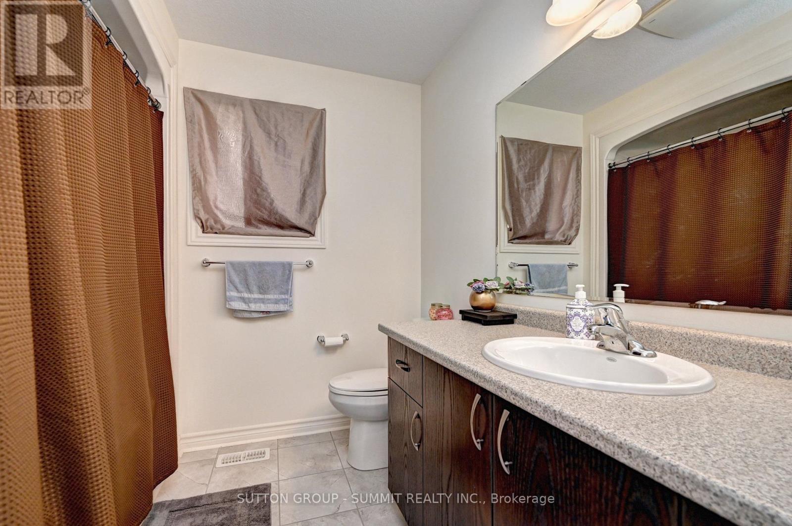 212 Gravel Ridge Trail Property Photo 13