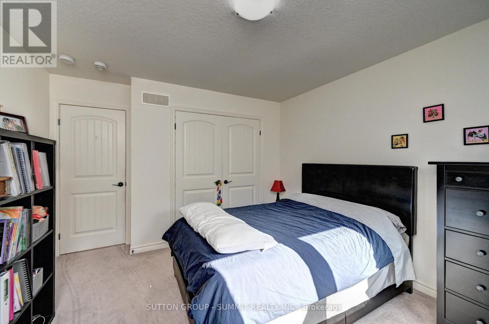 212 Gravel Ridge Trail Property Photo 15