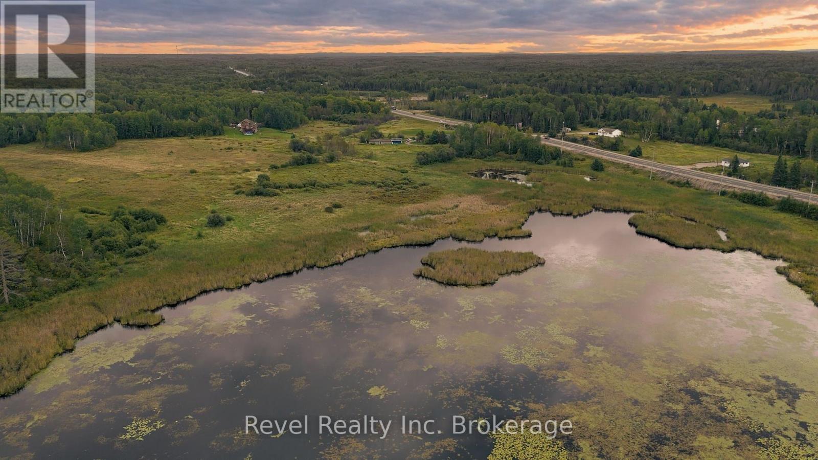 2647c Highway 17 E Property Photo 3