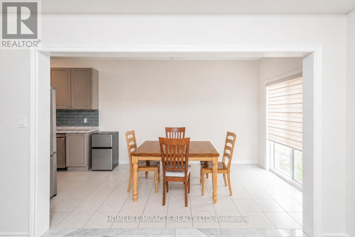 82 Baker Street Property Photo 7