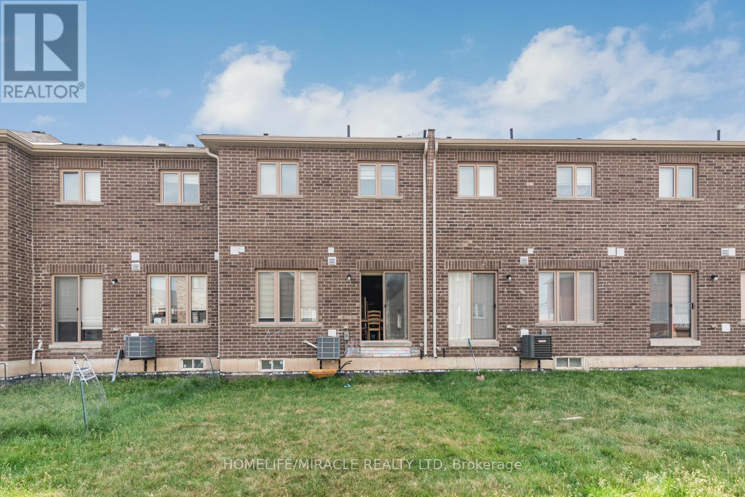 82 Baker Street Property Photo 28