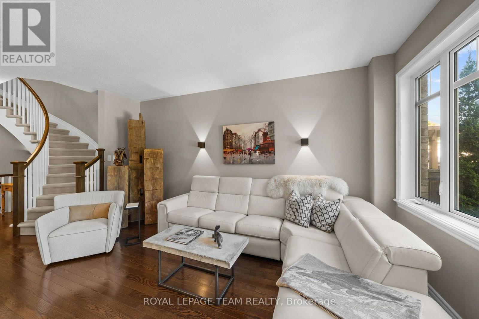 1196 Tischart Crescent Property Photo 8