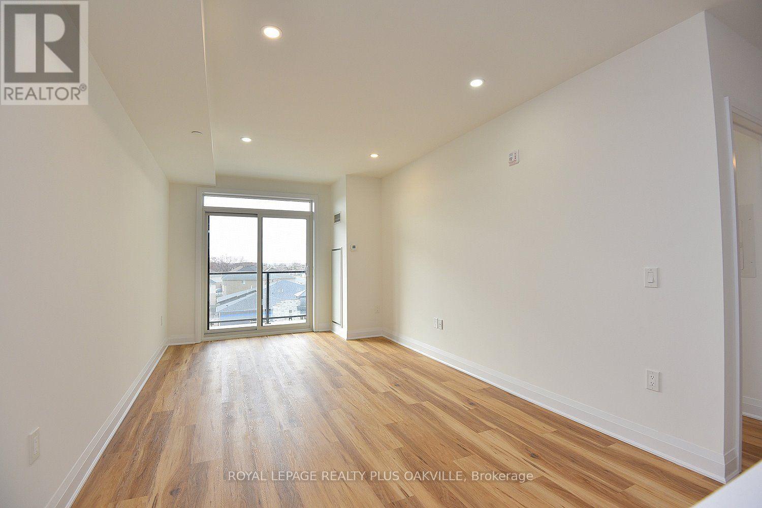 422 - 1936 Rymal Road E Property Photo 7