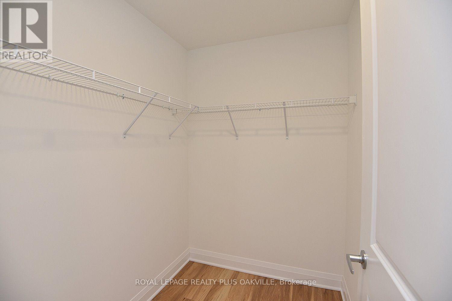 422 - 1936 Rymal Road E Property Photo 25
