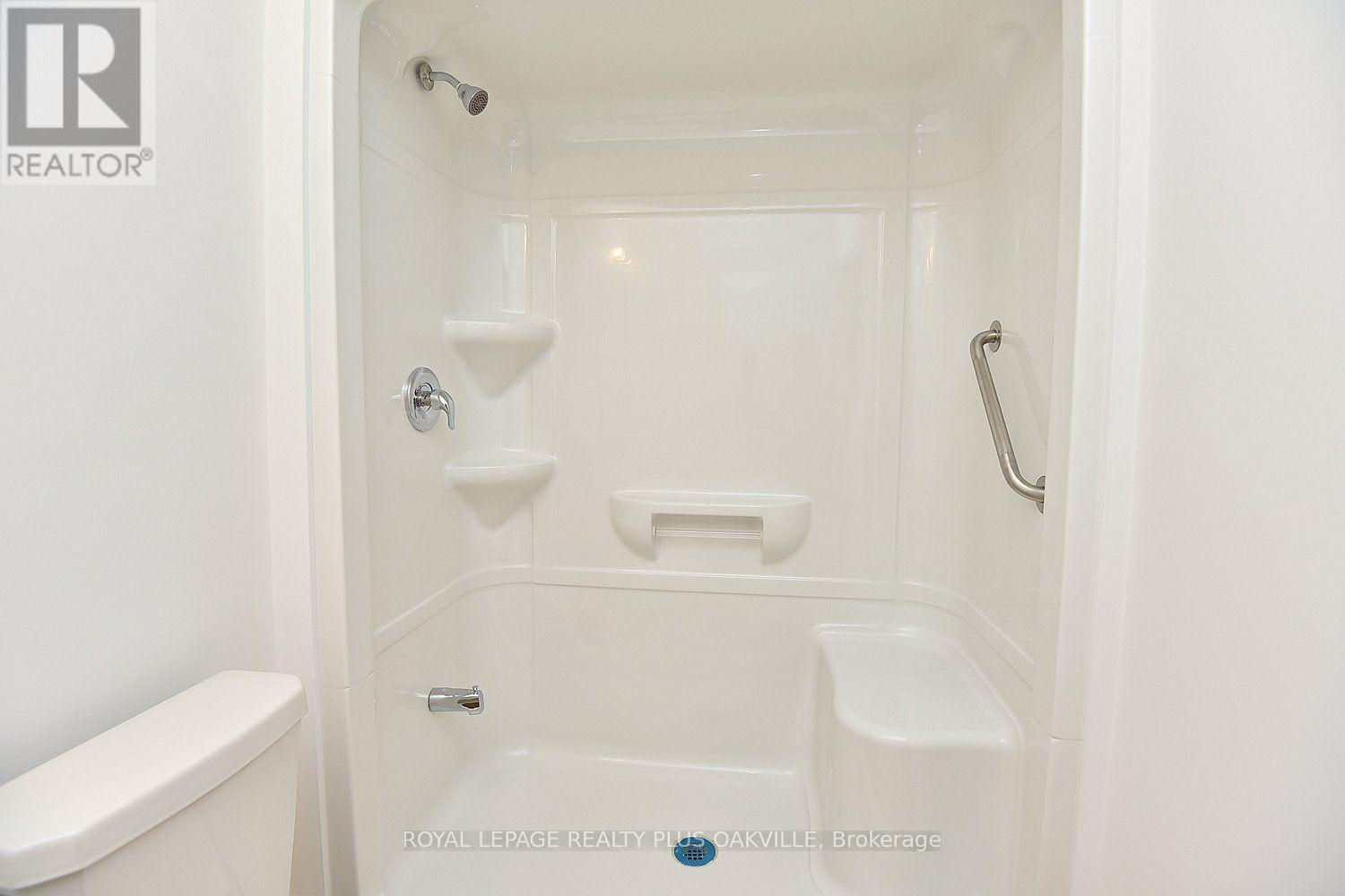 422 - 1936 Rymal Road E Property Photo 29