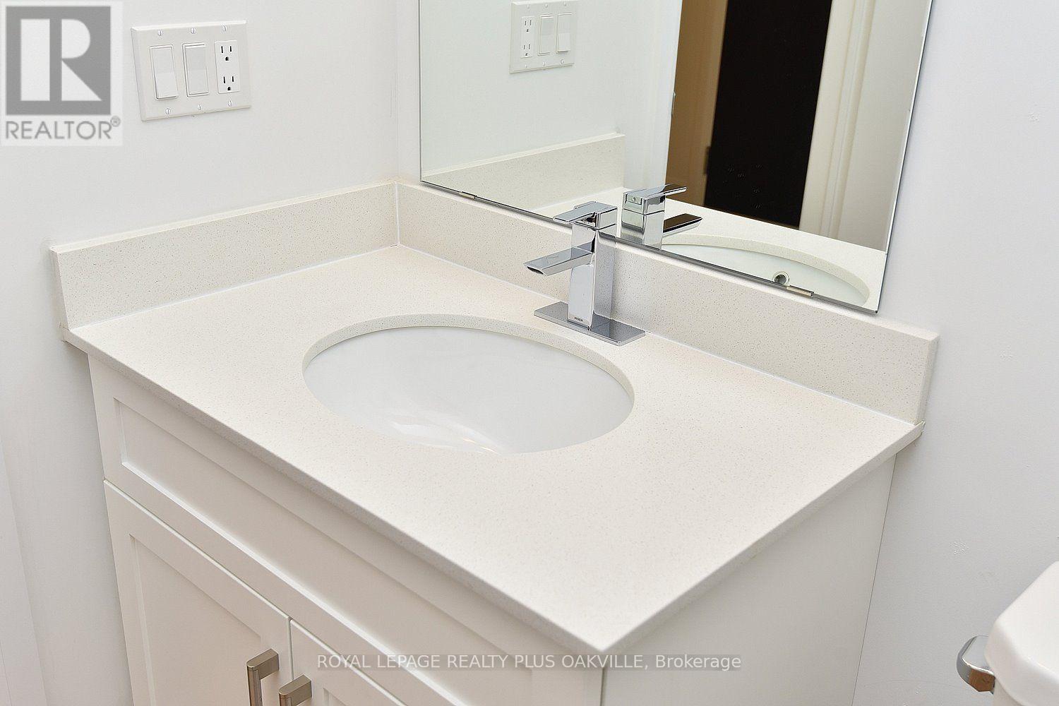 422 - 1936 Rymal Road E Property Photo 36