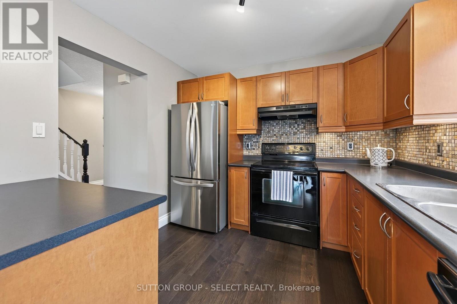 1706 Bayswater Crescent Property Photo 10