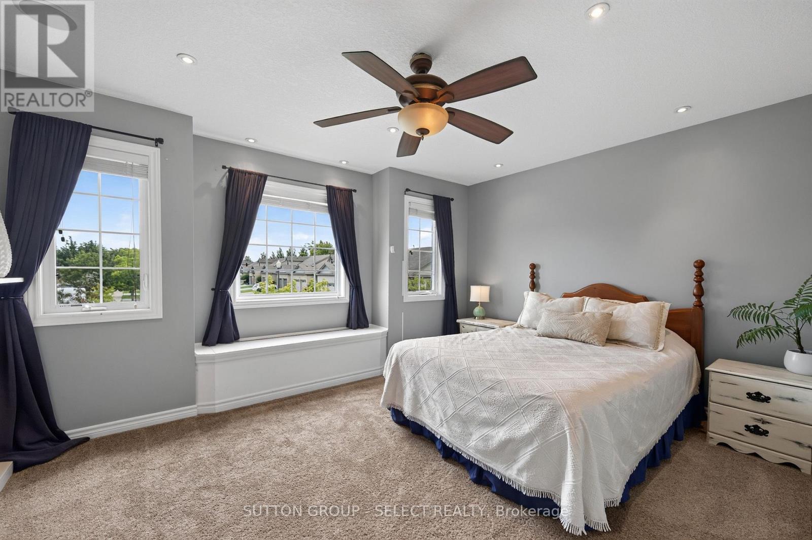 1706 Bayswater Crescent Property Photo 13