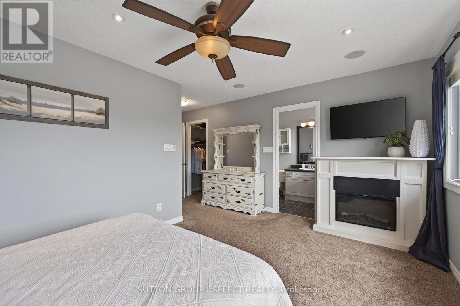 1706 Bayswater Crescent Property Photo 14