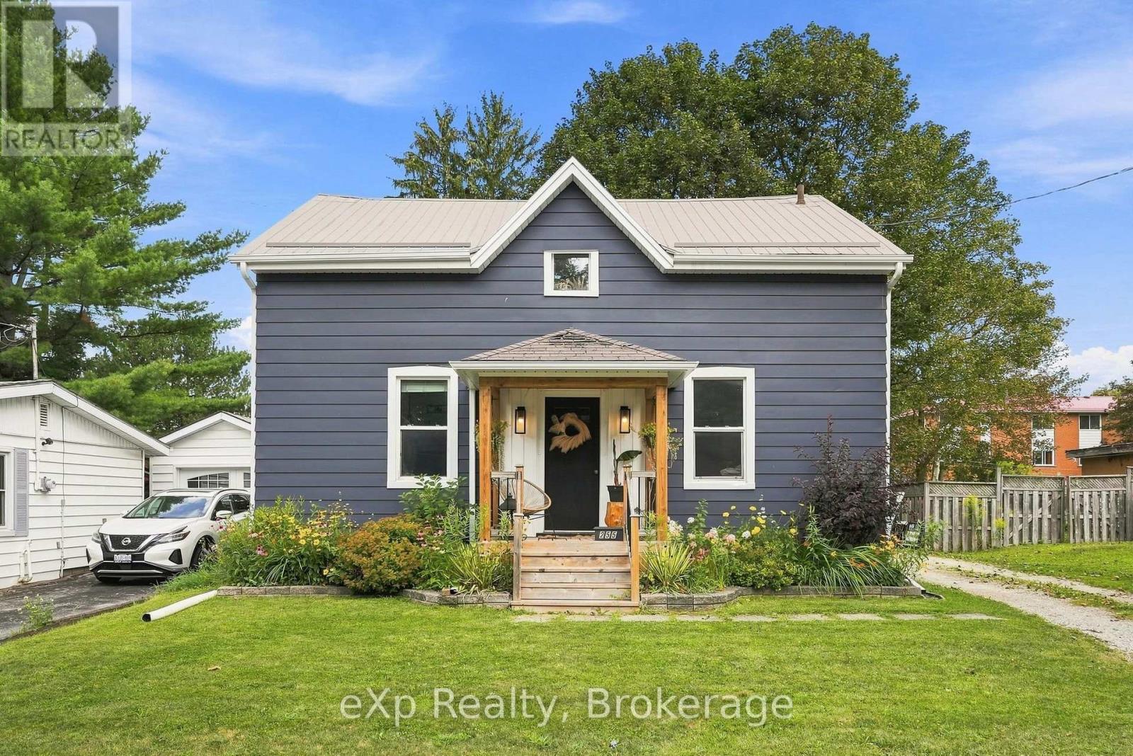 255 Waterloo Street Property Photo 1