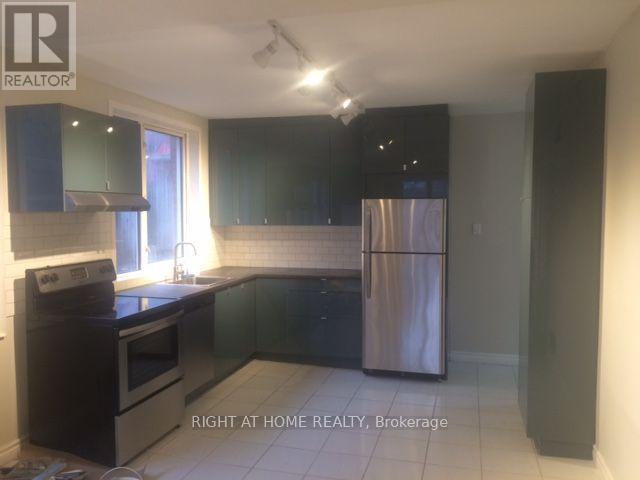 84 Proctor Boulevard Property Photo 4