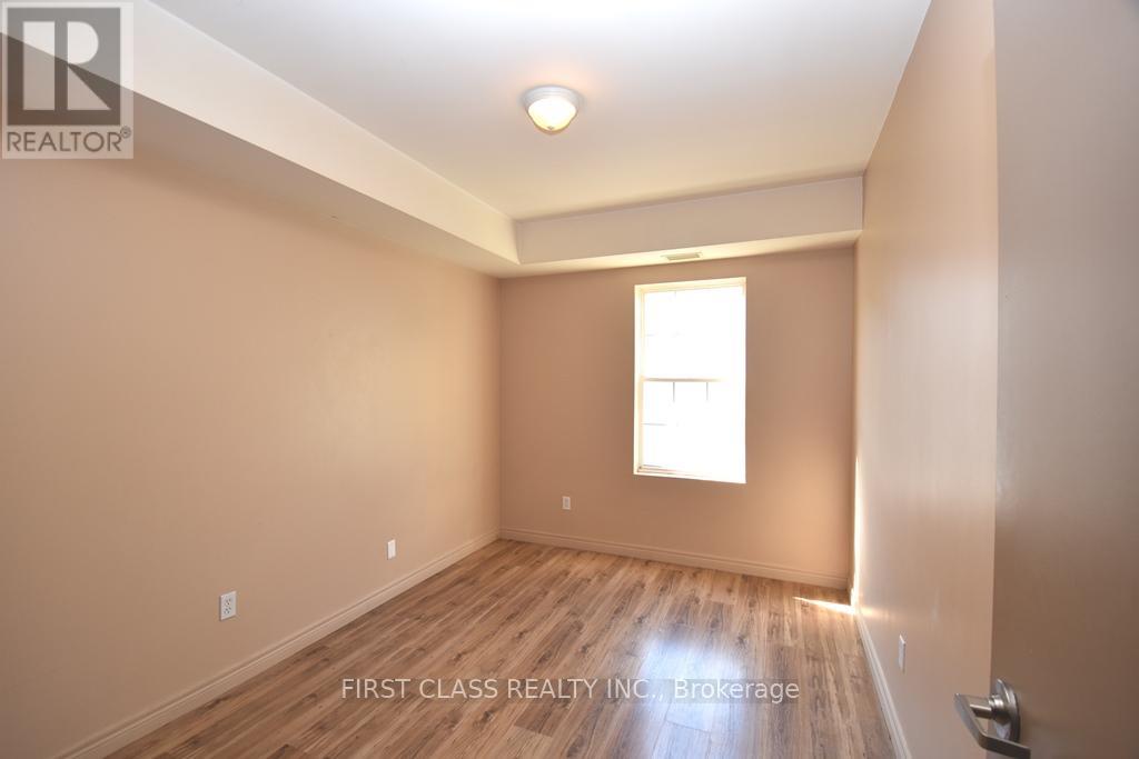 3 - 18 Market Street Property Photo 5