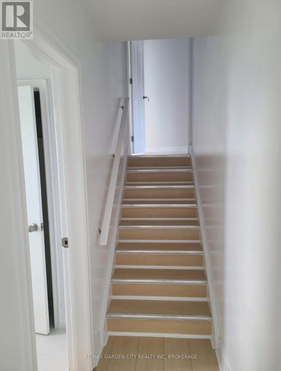 Main Floor - 91 Margery Avenue Property Photo 9