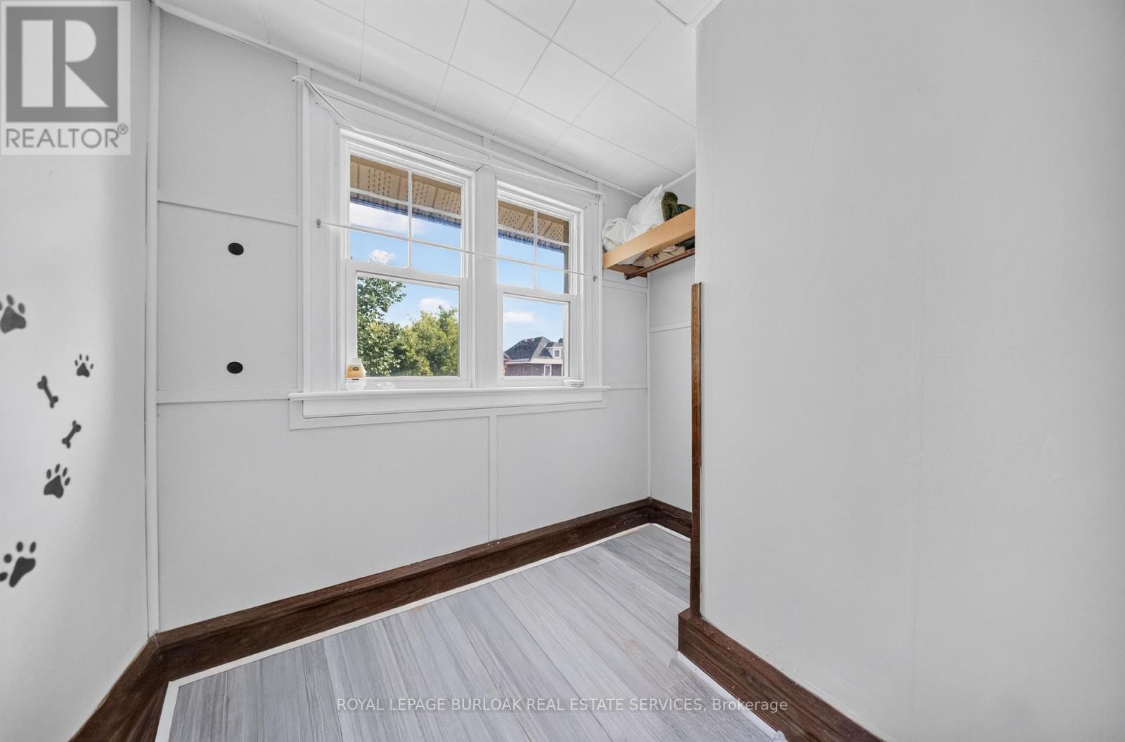 145 Albert Street W Property Photo 18