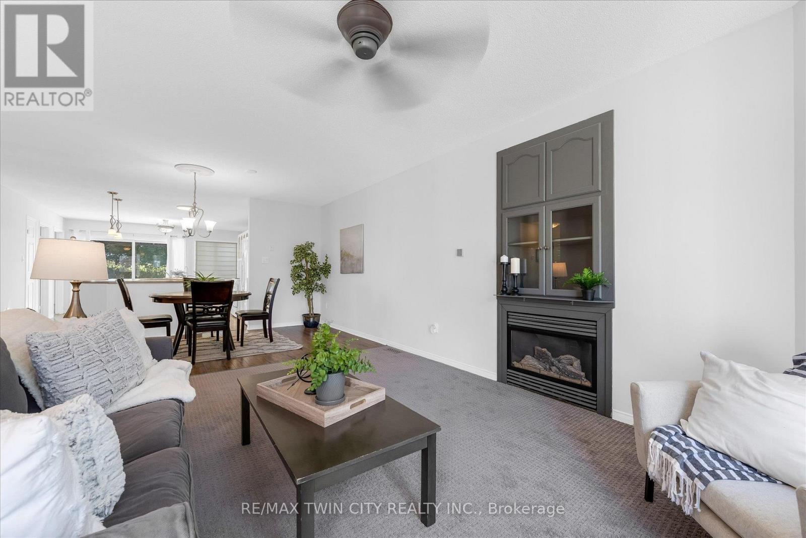 7 Aspen Lane Property Photo 6