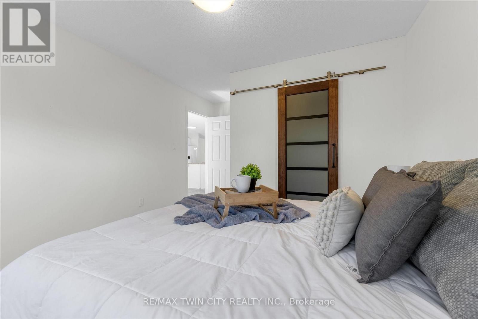 7 Aspen Lane Property Photo 17