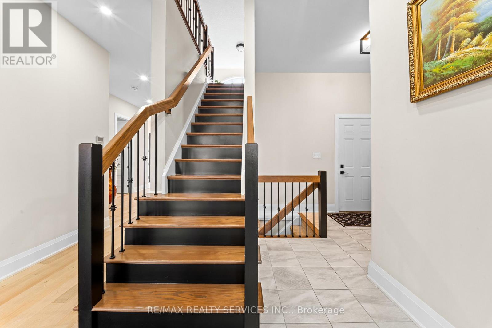 130 Pondcliffe Drive Property Photo 25