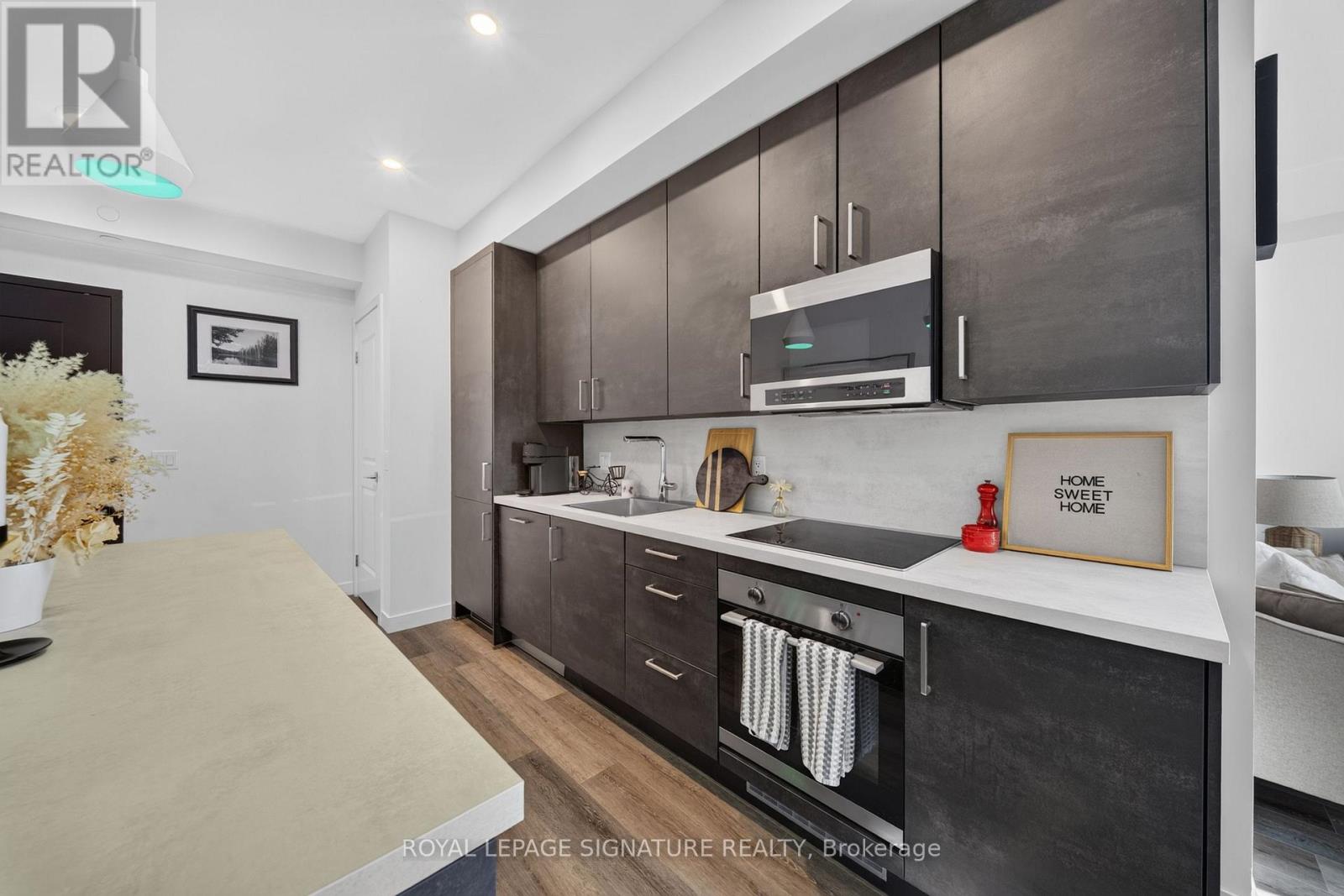 212 - 7549a Kalar Road Property Photo 12