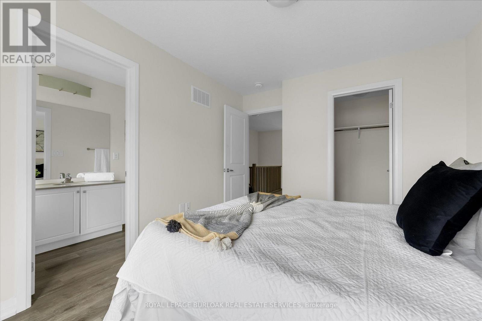 24 - 185 Bedrock Drive Property Photo 14
