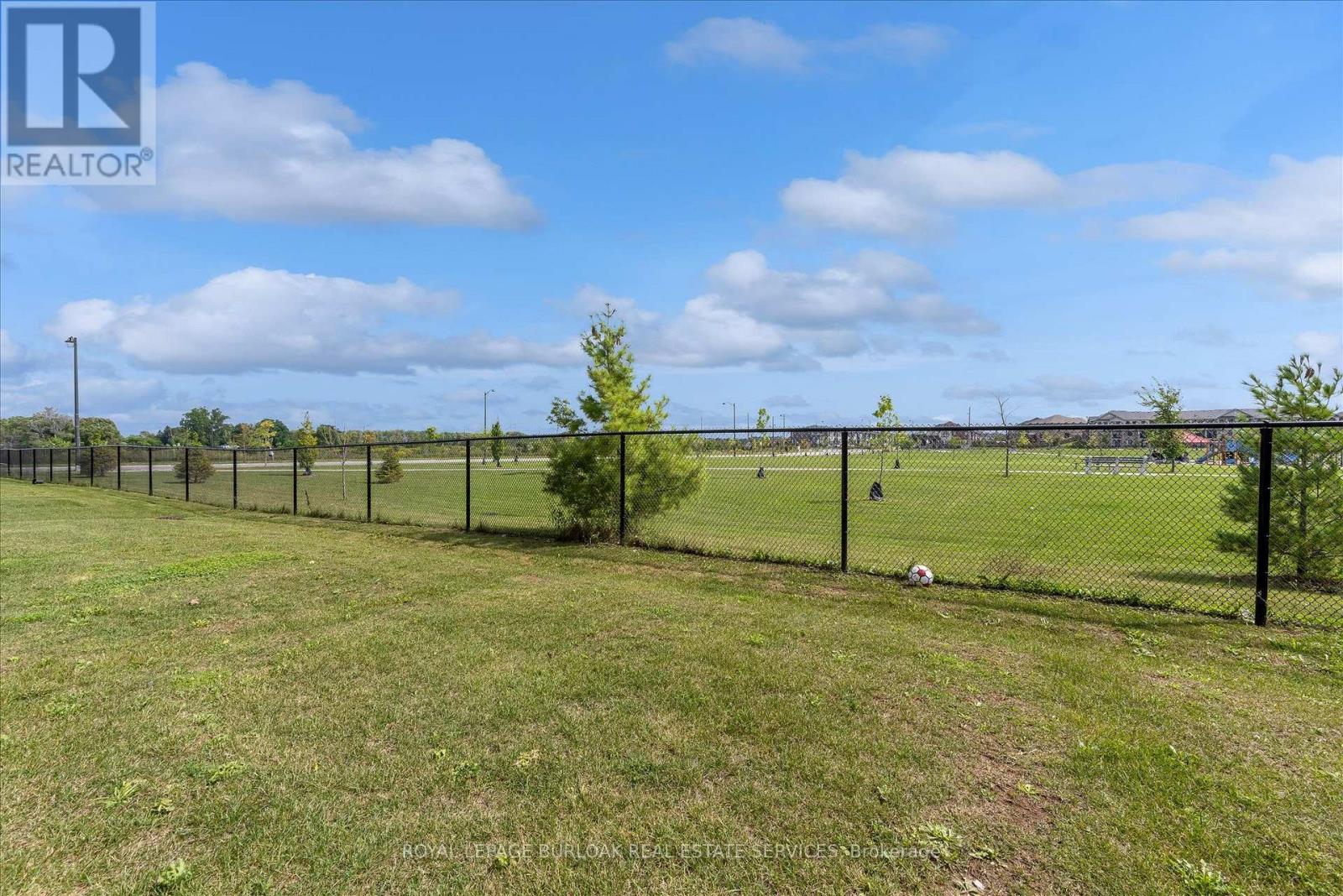 24 - 185 Bedrock Drive Property Photo 25