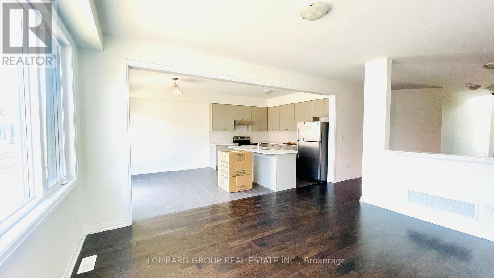 100 Lillian Way Property Photo 12