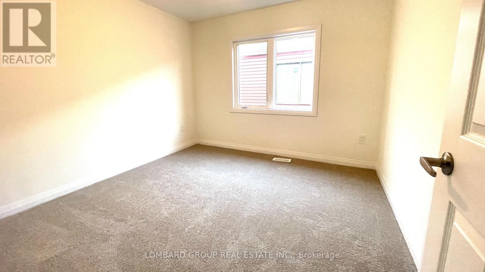 100 Lillian Way Property Photo 18