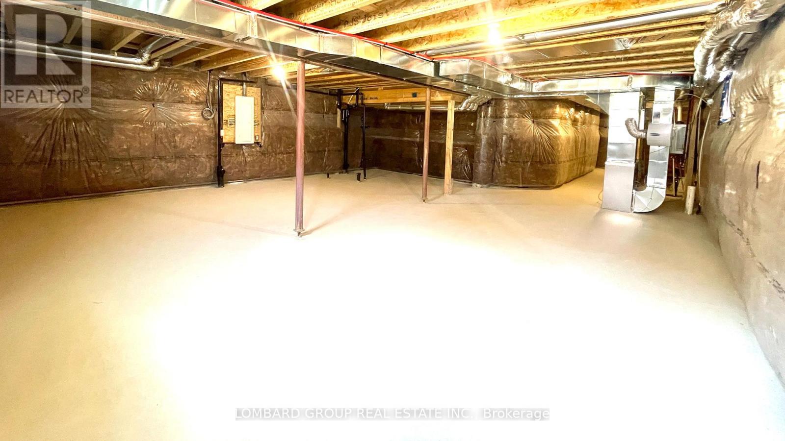 100 Lillian Way Property Photo 32