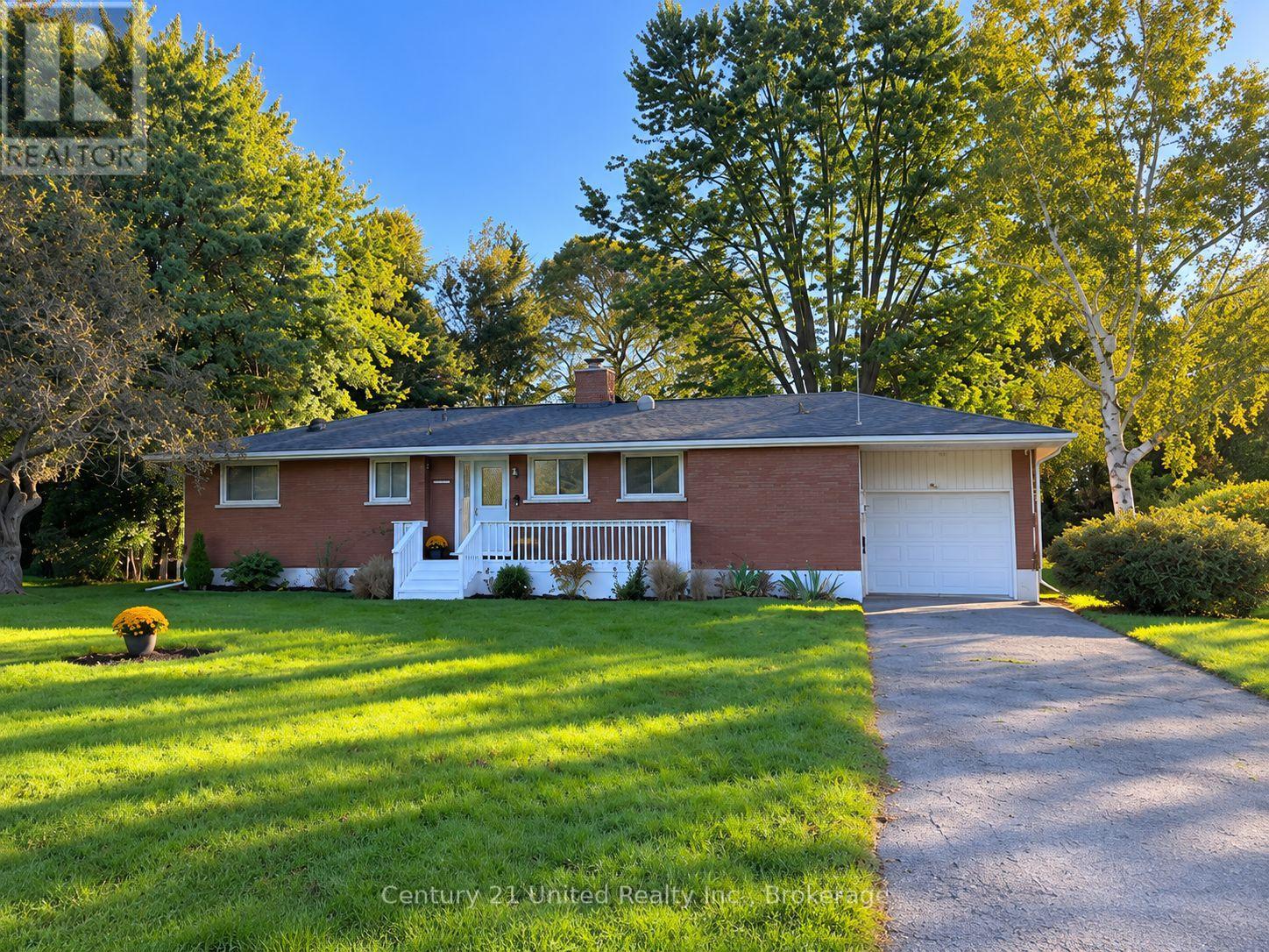 44 Hamilton Avenue Property Photo 1