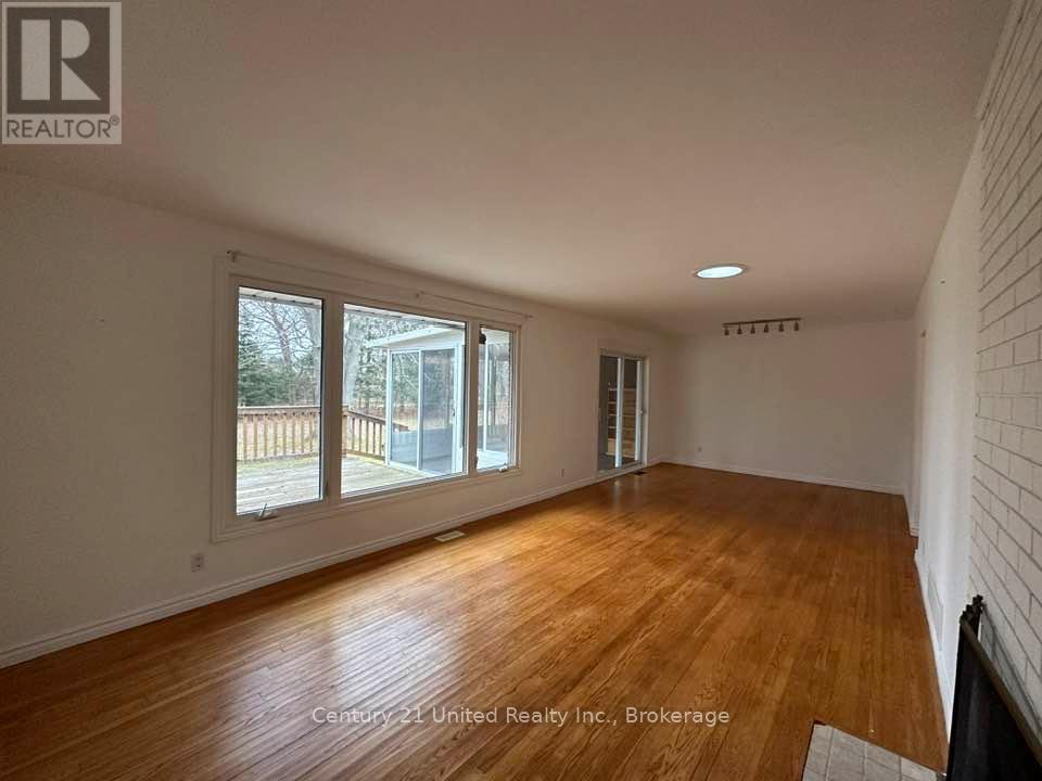 44 Hamilton Avenue Property Photo 9