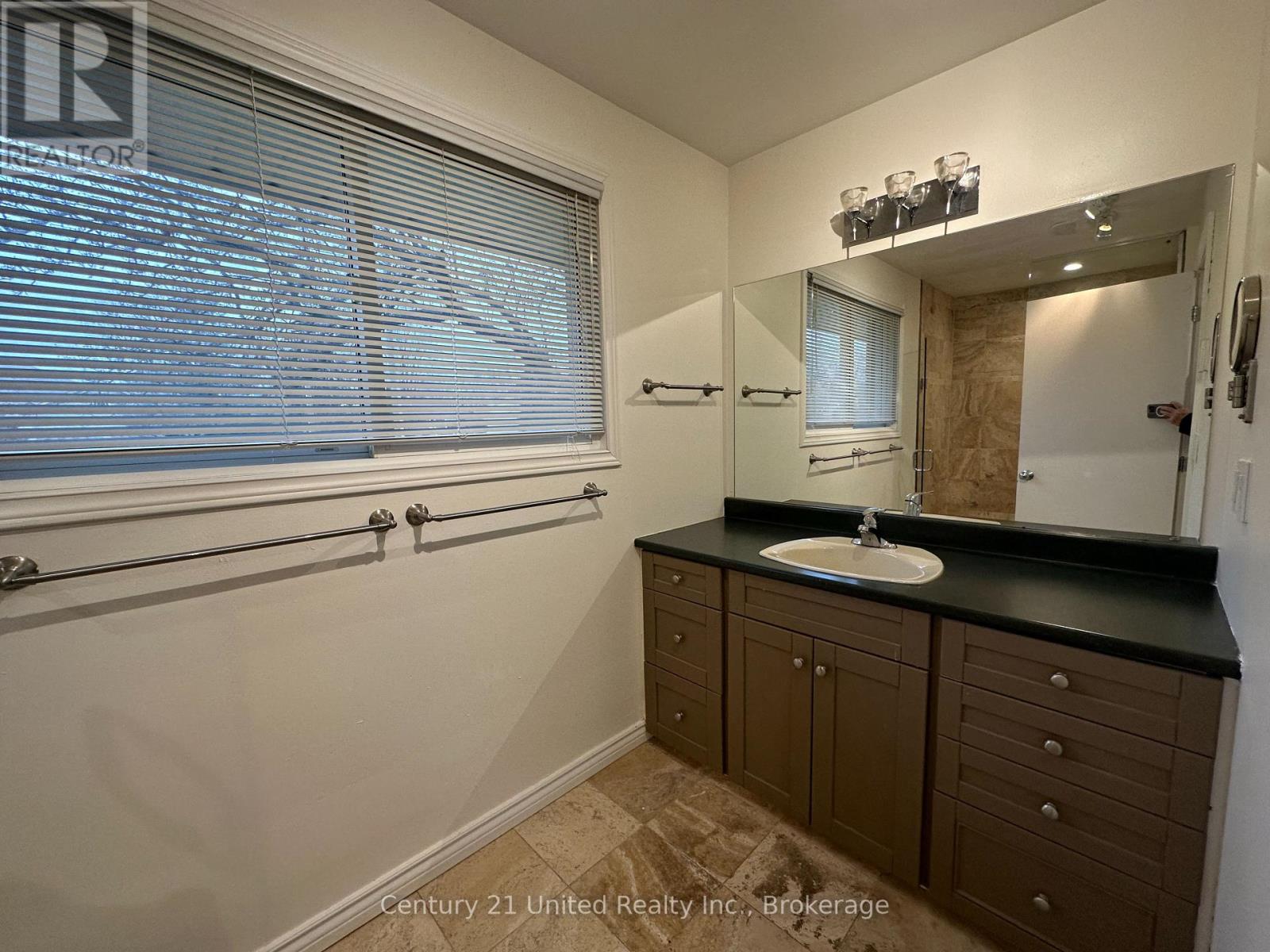 44 Hamilton Avenue Property Photo 22