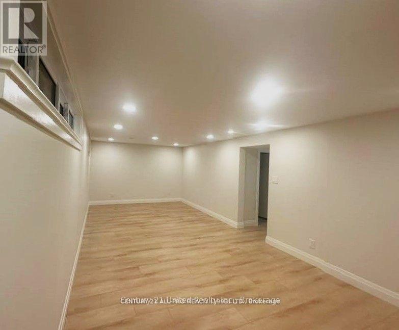 44 Hamilton Avenue Property Photo 34