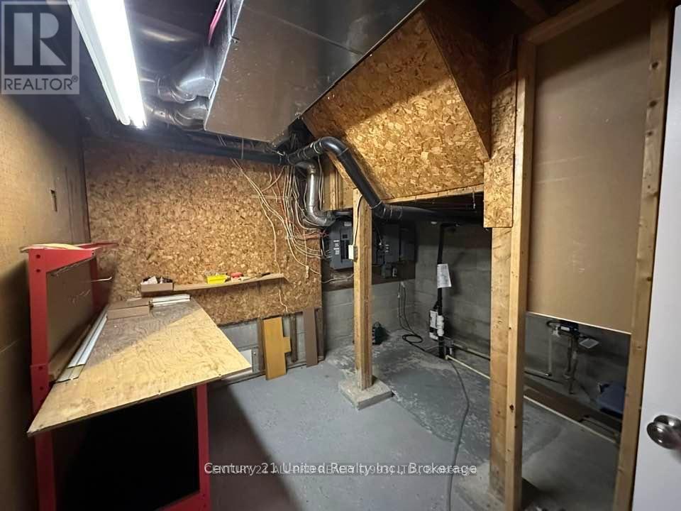 44 Hamilton Avenue Property Photo 37