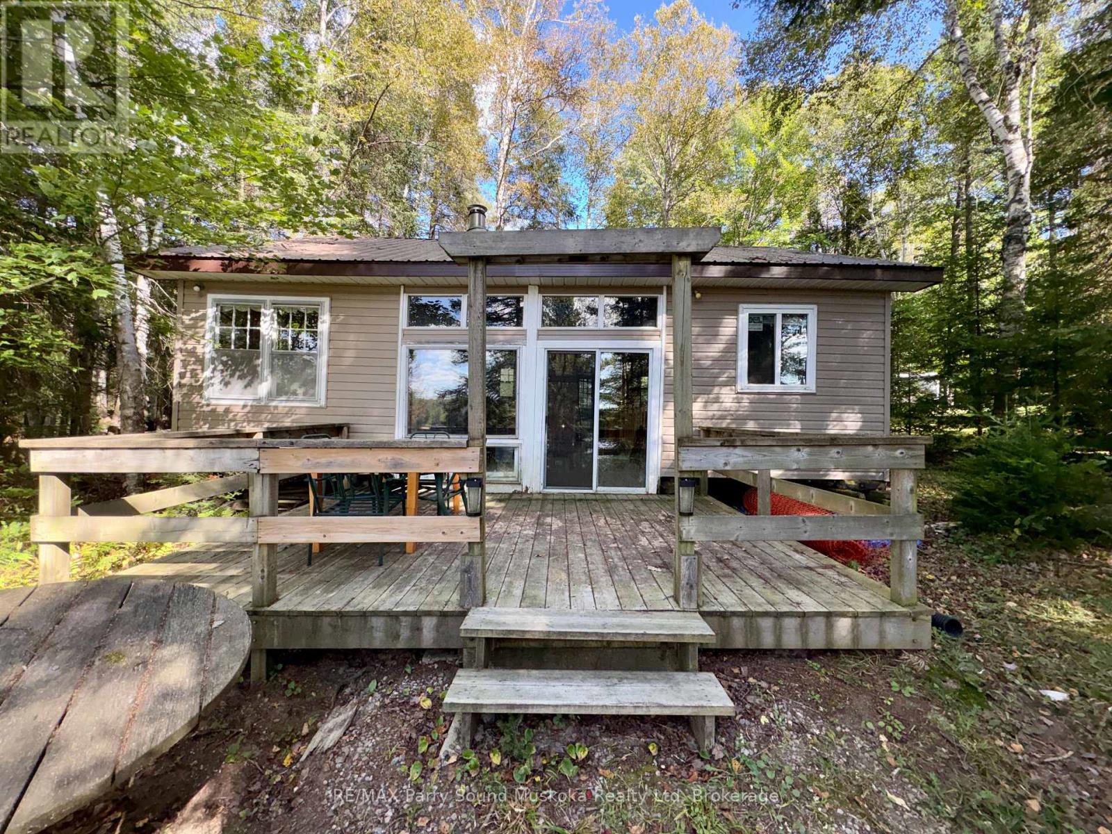 321 Pine Road Property Photo 2
