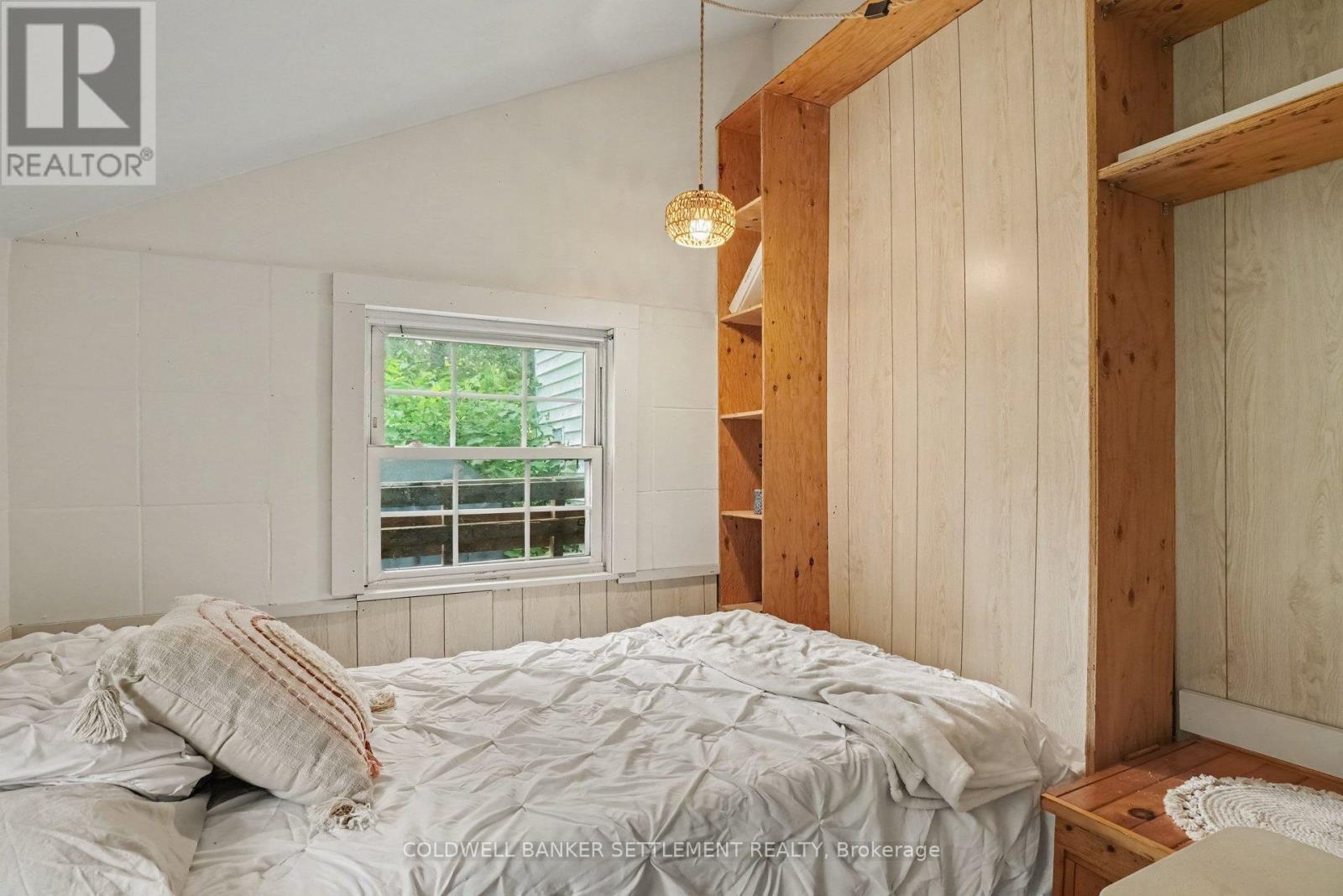 2349 Harlem Road Property Photo 8