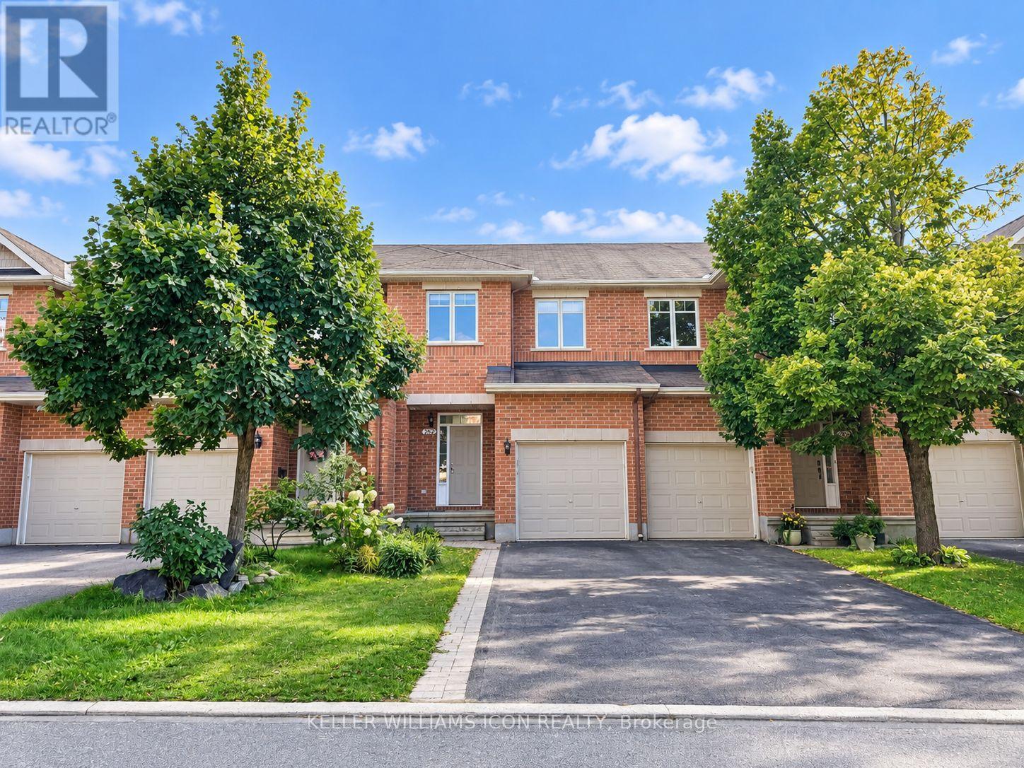 262 BADGELEY AVENUE