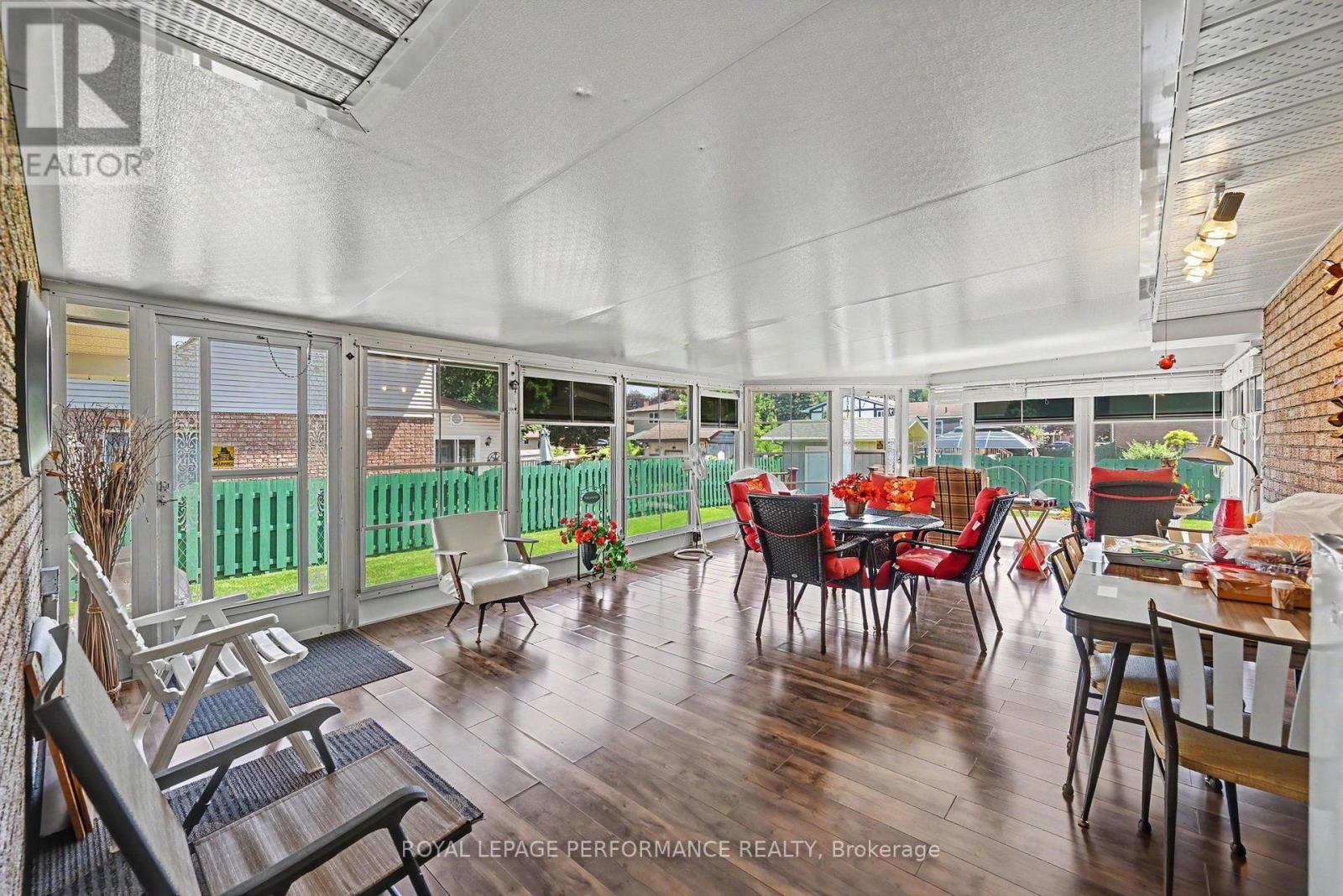 1401 Holy Cross Boulevard Property Photo 15