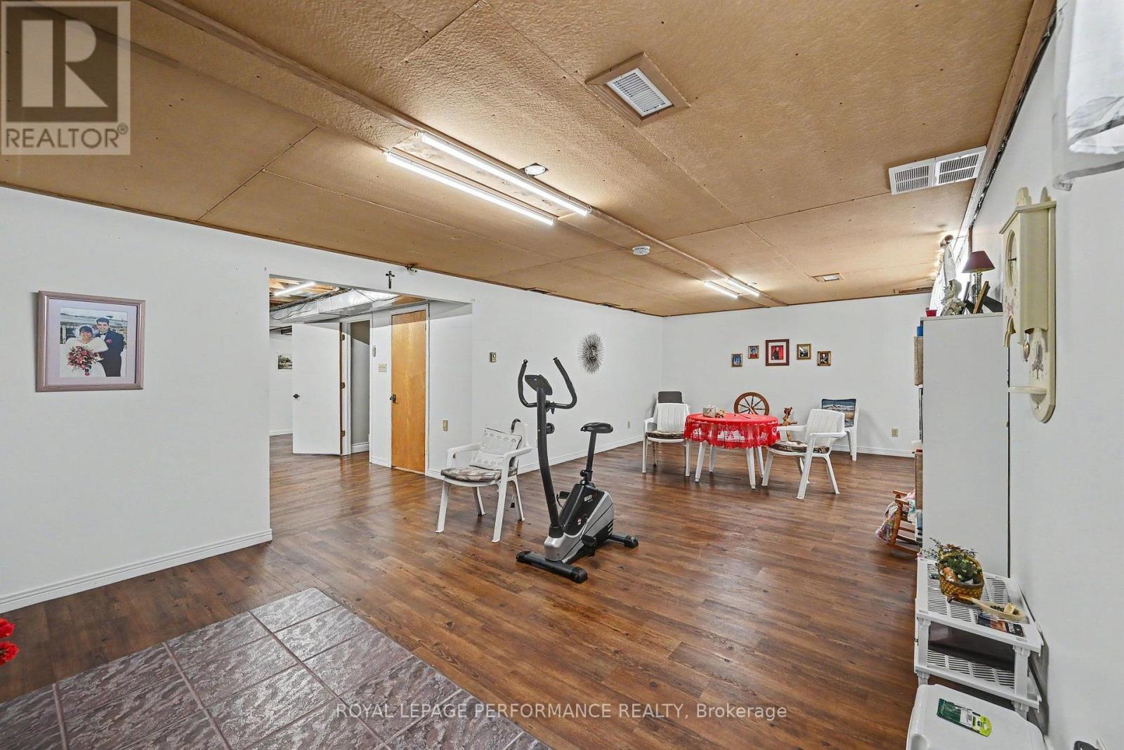 1401 Holy Cross Boulevard Property Photo 28