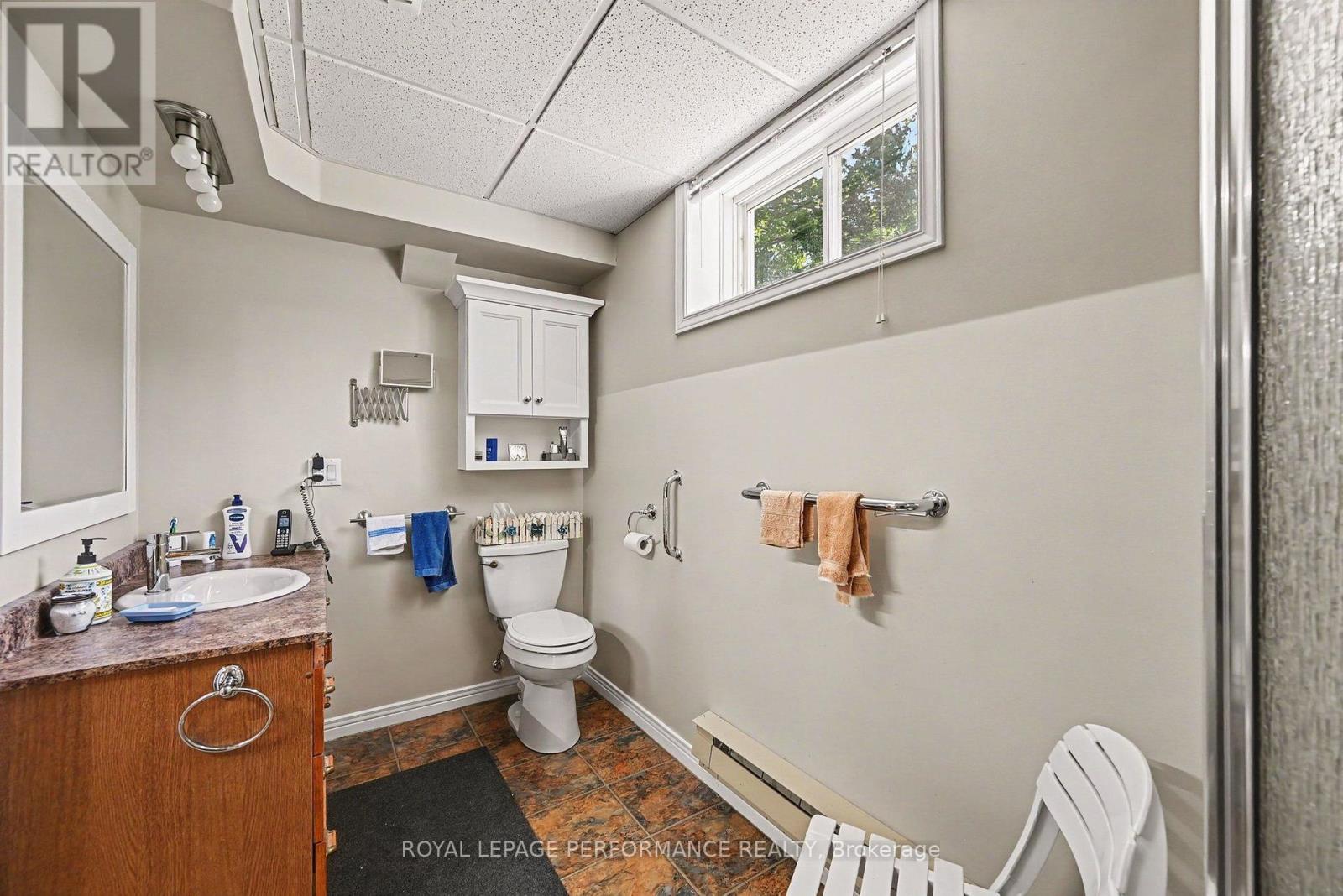 1401 Holy Cross Boulevard Property Photo 31
