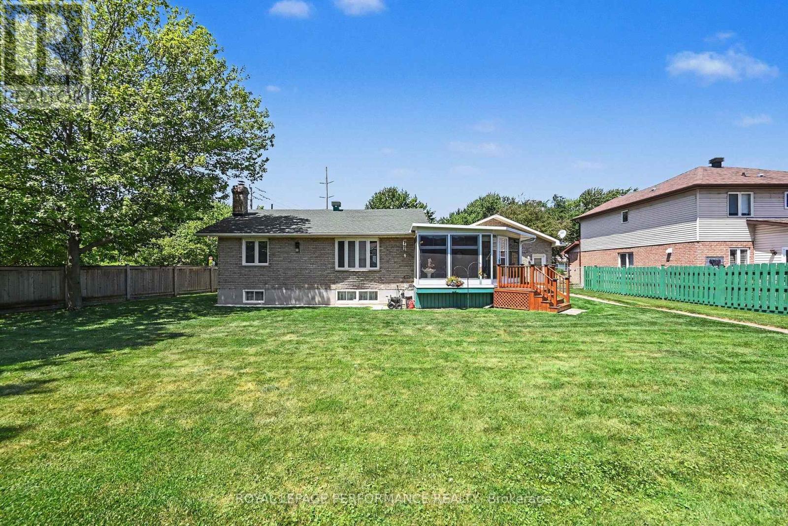 1401 Holy Cross Boulevard Property Photo 37