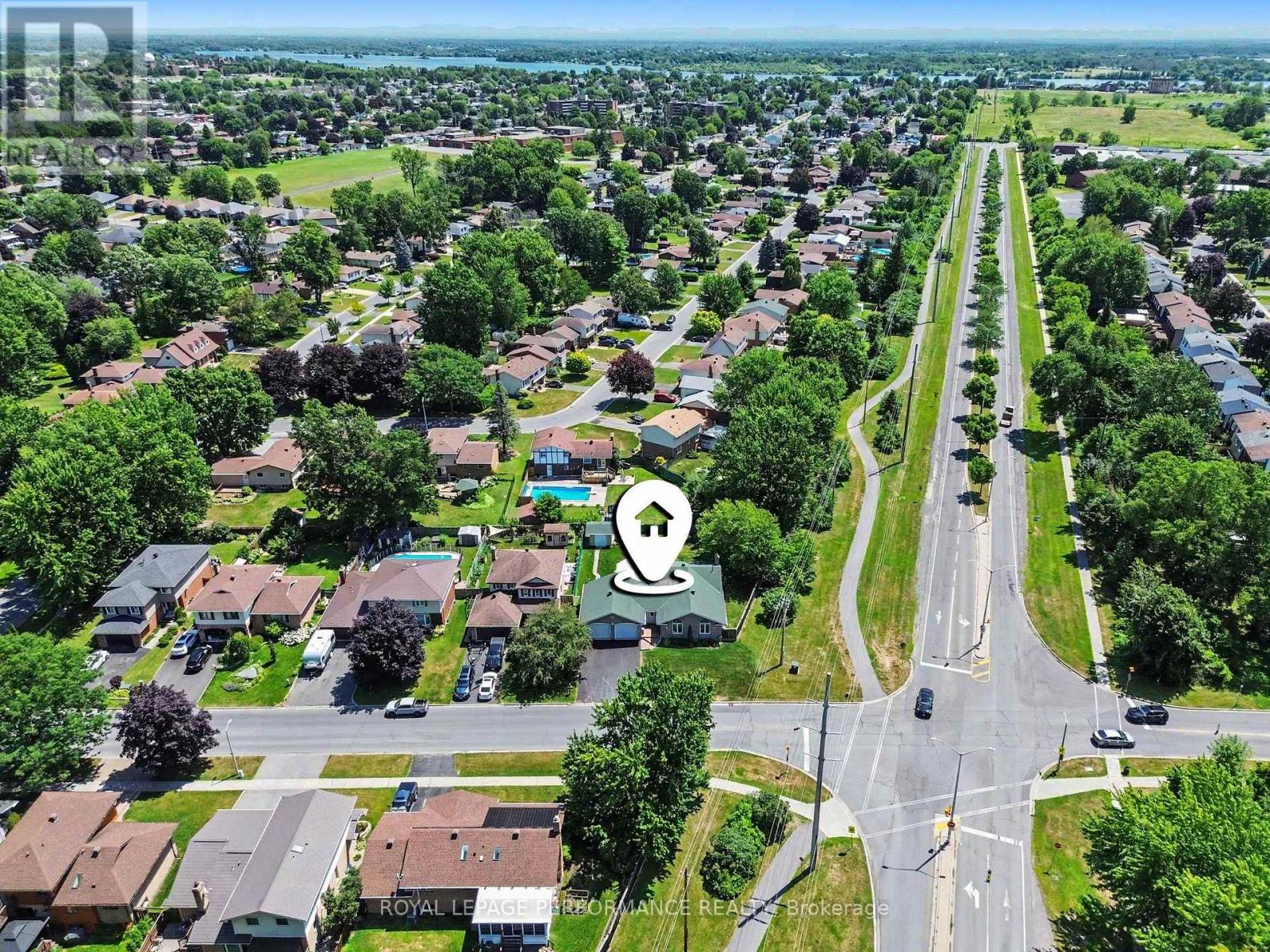 1401 Holy Cross Boulevard Property Photo 42