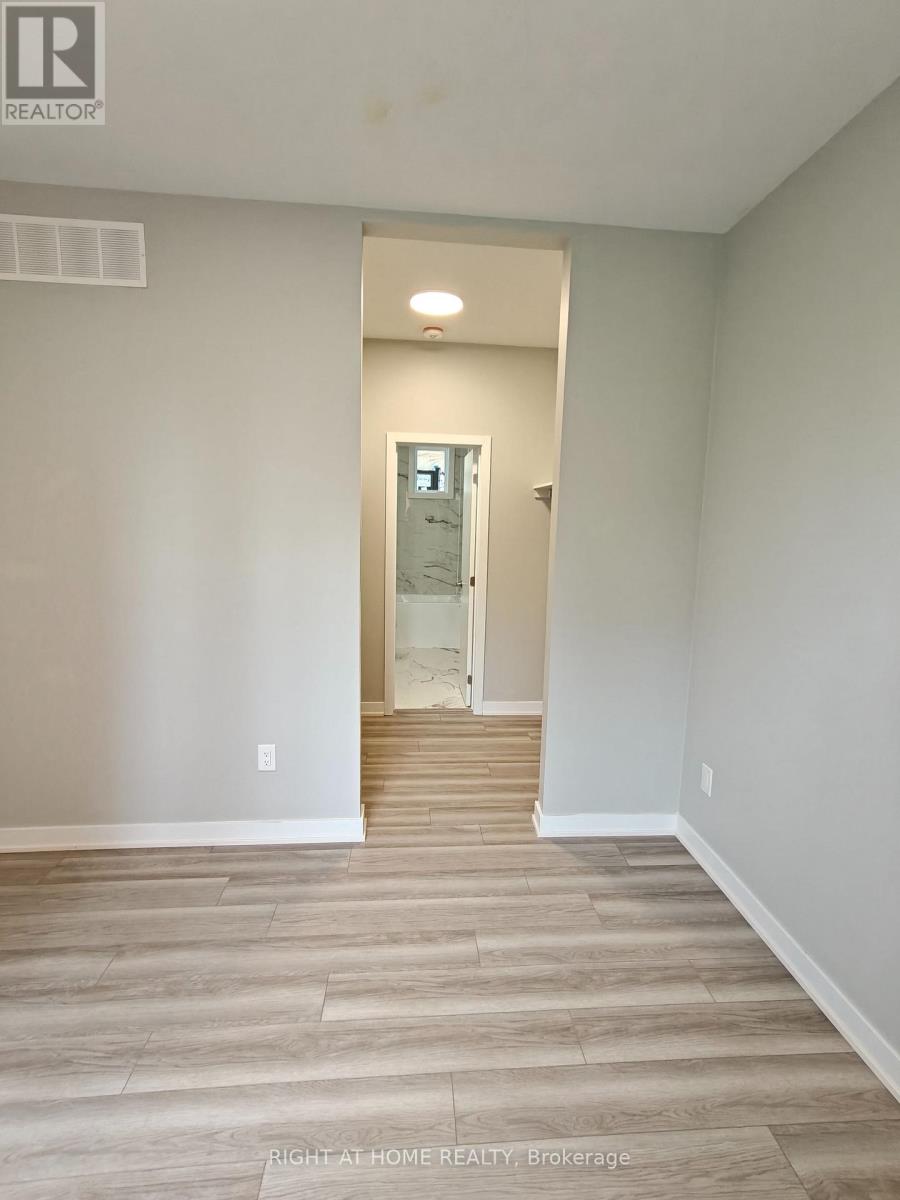 A - 1332 Thames Street Property Photo 8