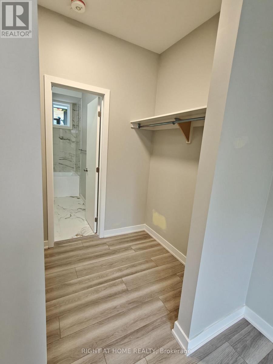 A - 1332 Thames Street Property Photo 9