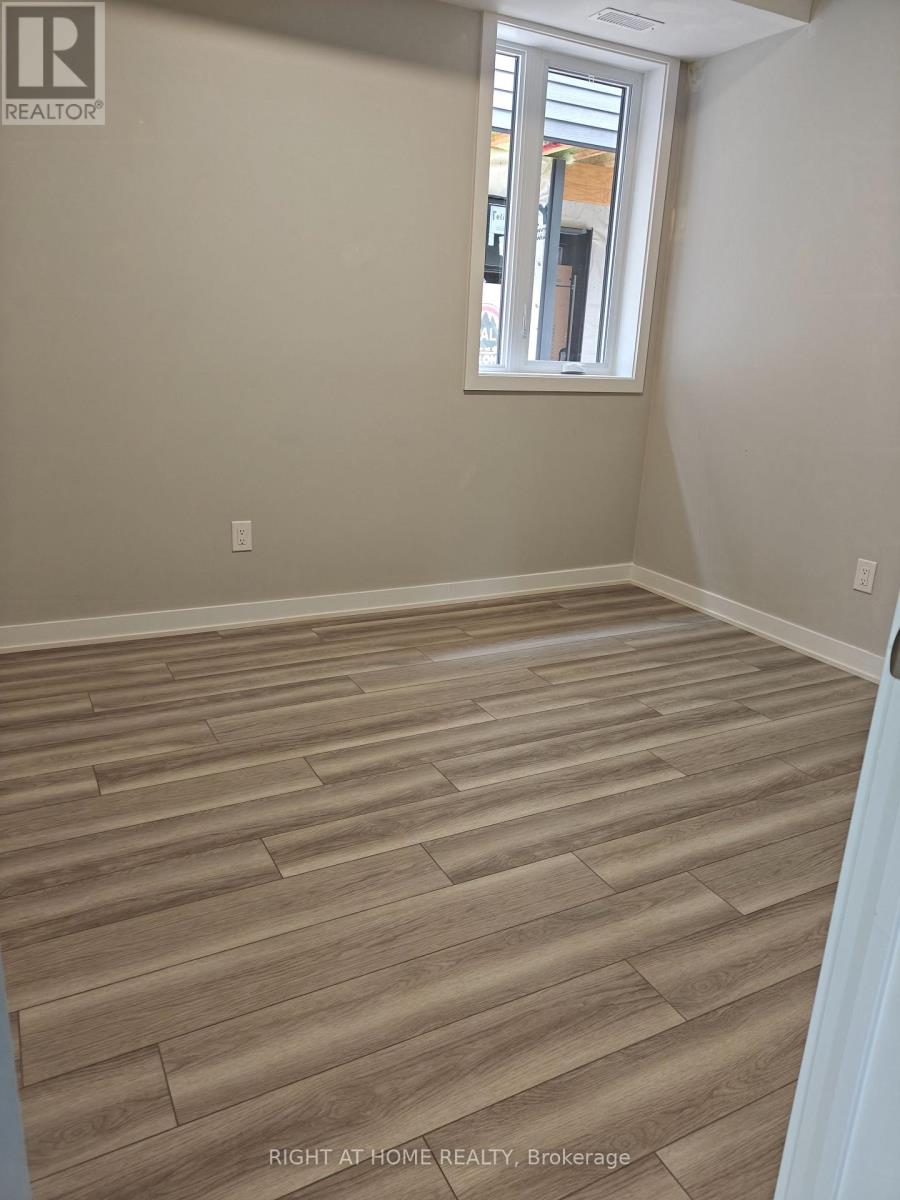 A - 1332 Thames Street Property Photo 12