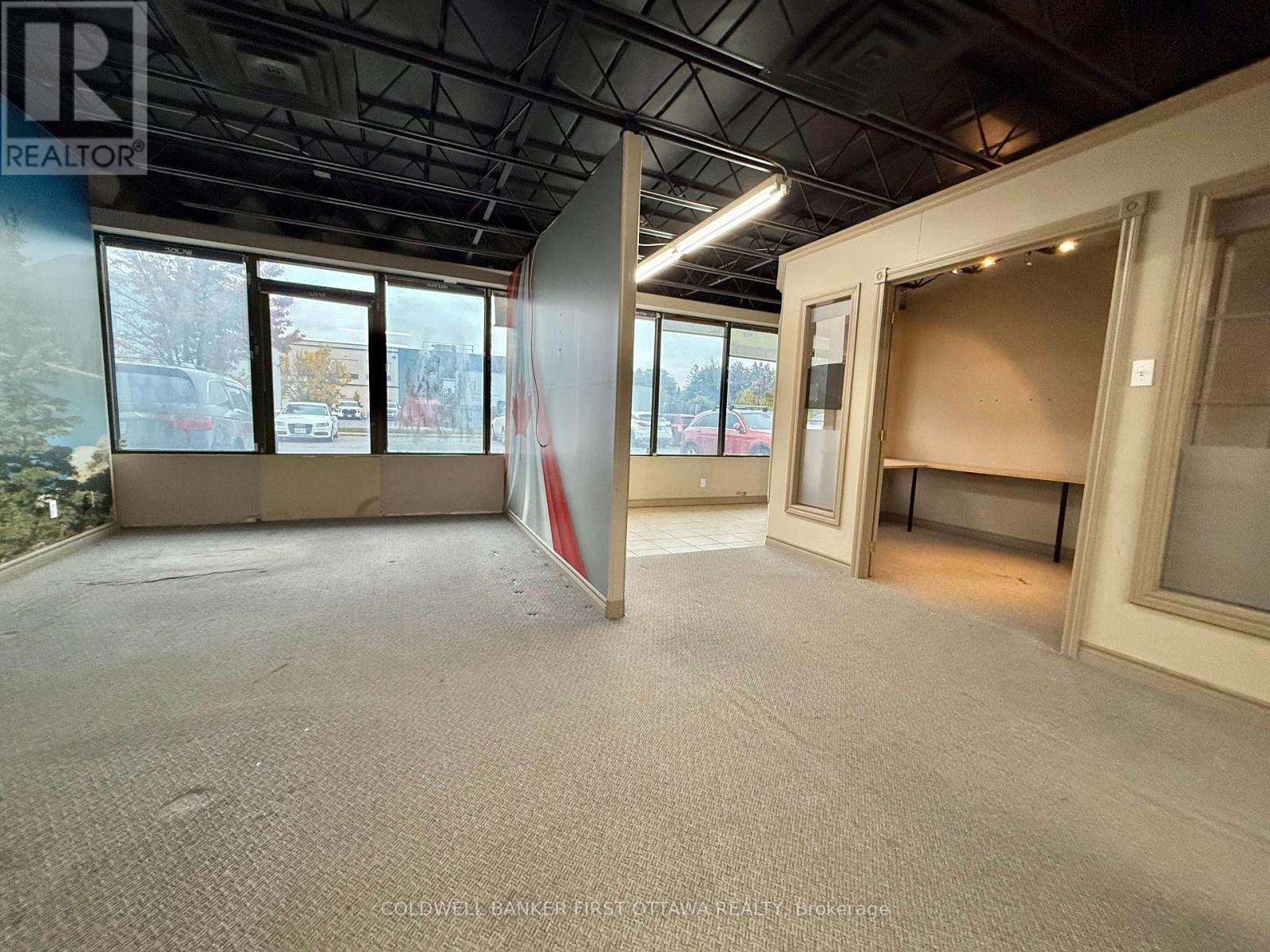 13 - 77 Auriga Drive Property Photo 7