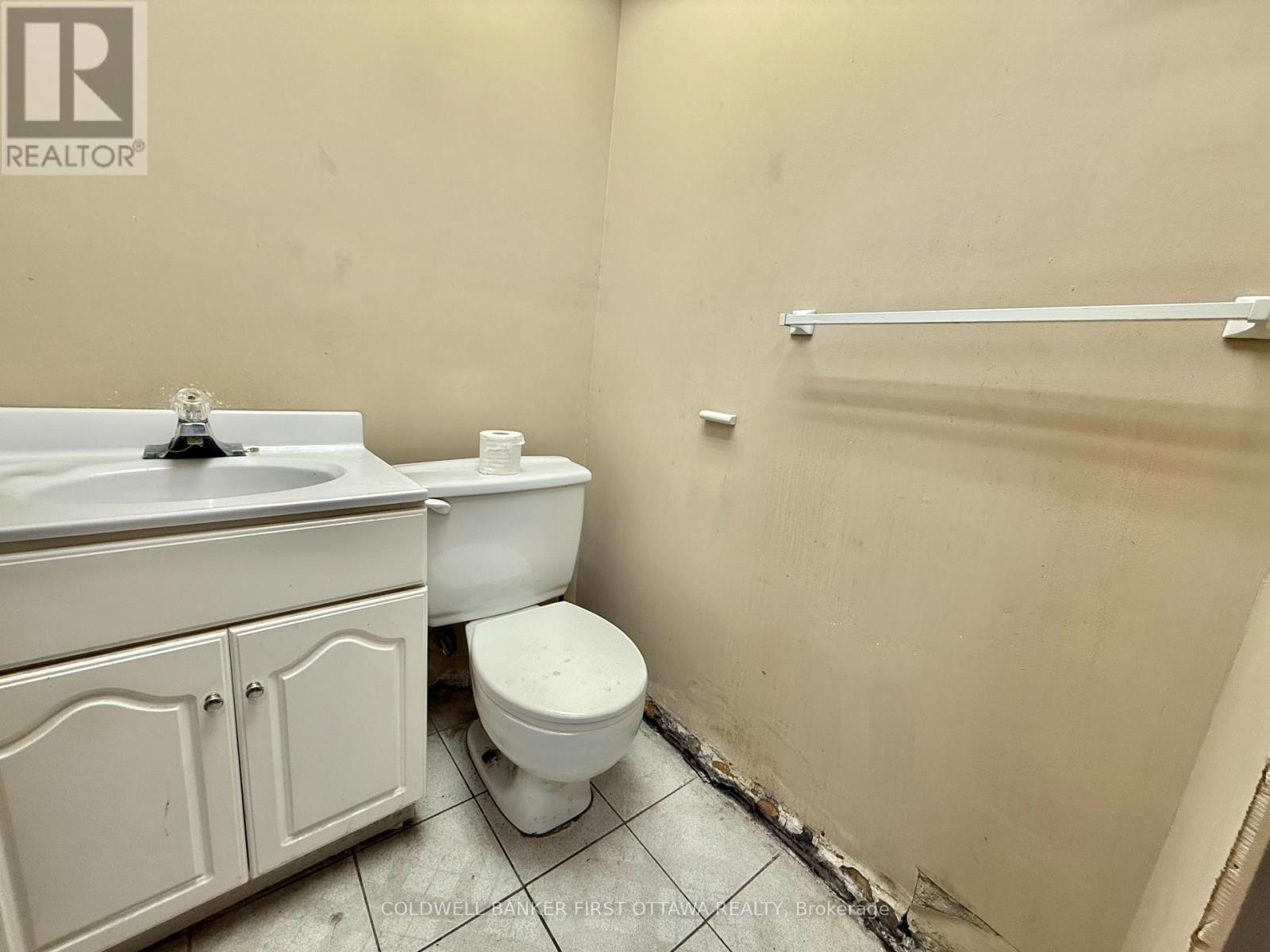 13 - 77 Auriga Drive Property Photo 9