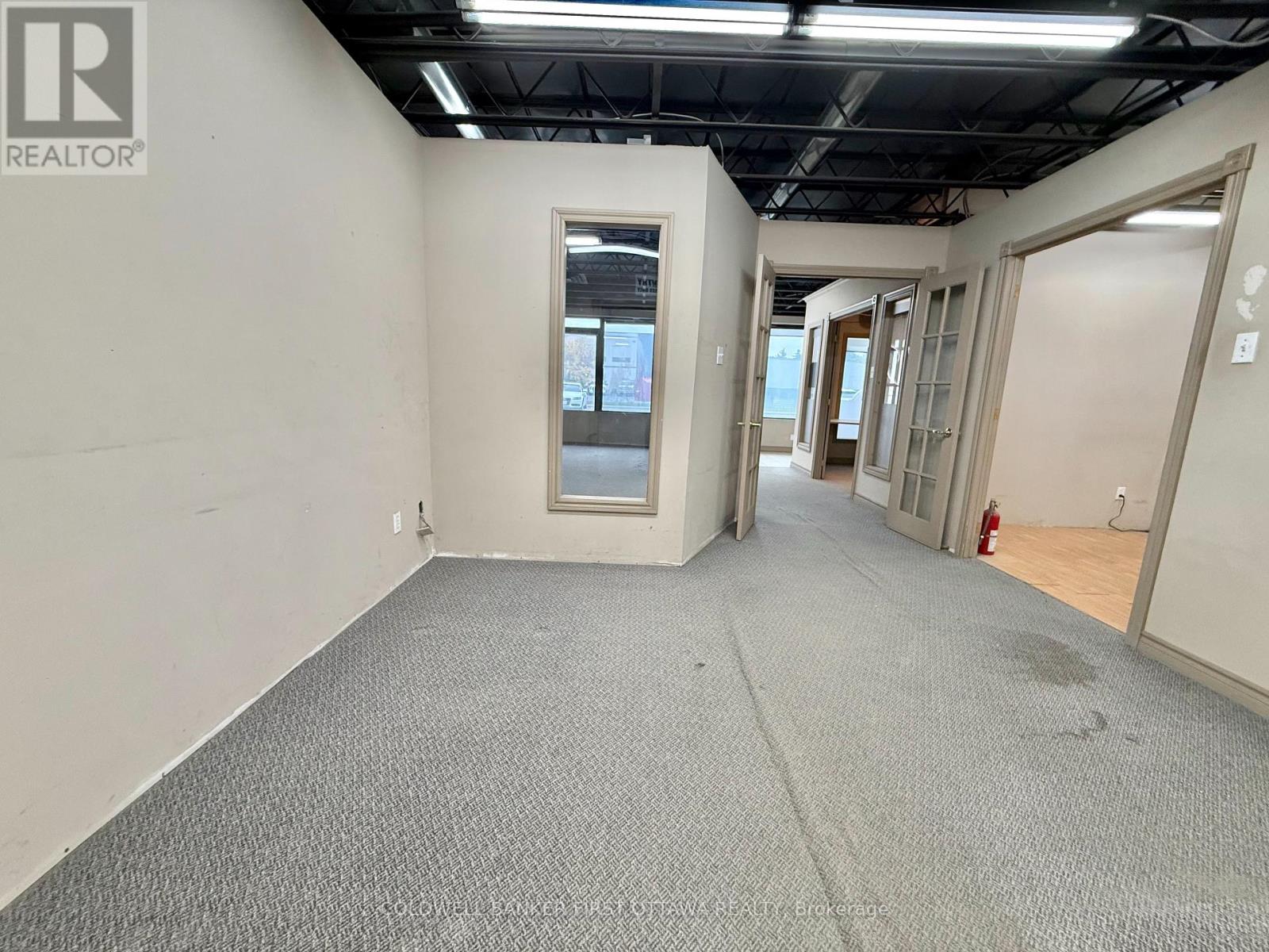 13 - 77 Auriga Drive Property Photo 12