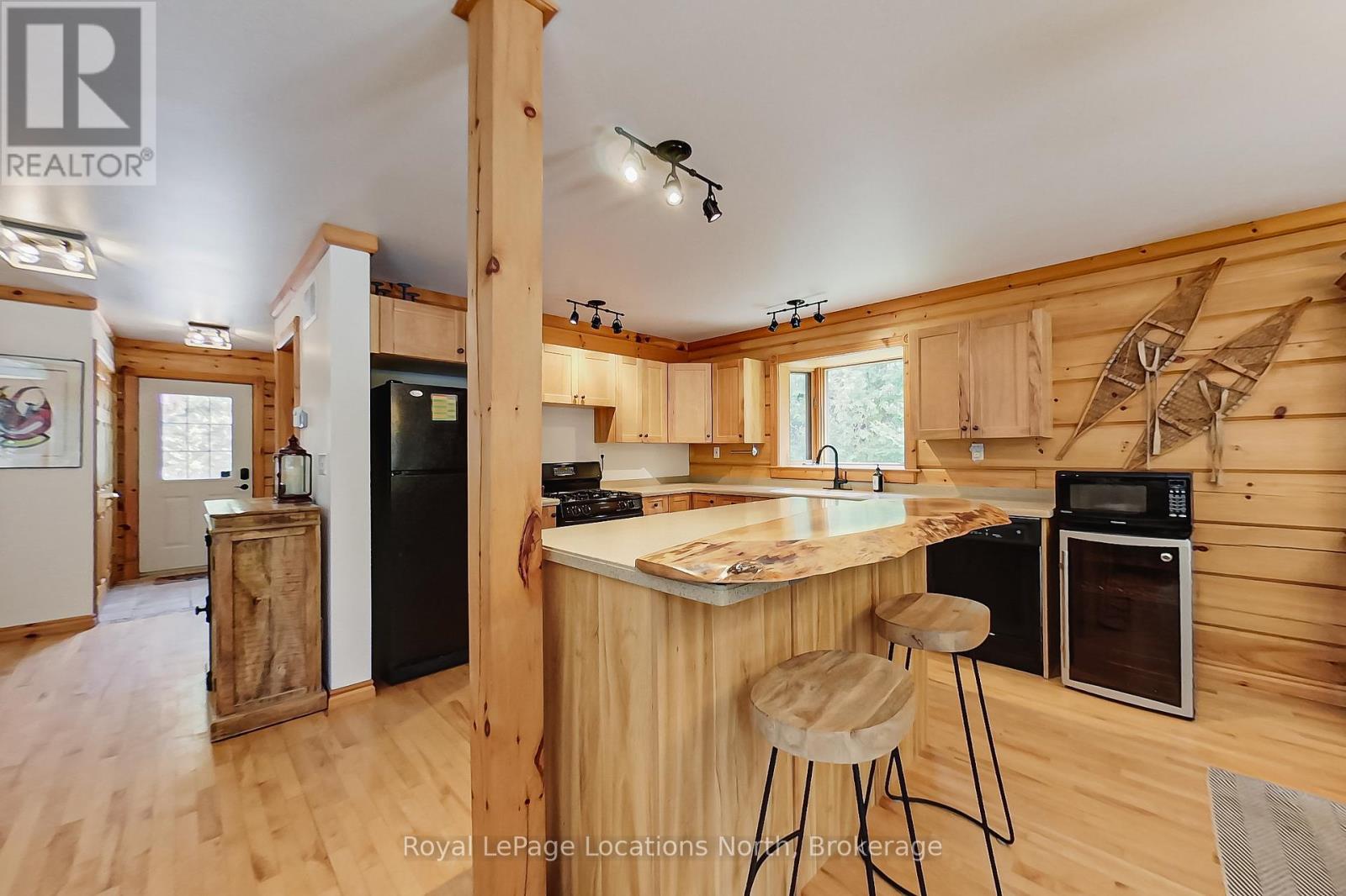 208554 26 Highway Property Photo 17