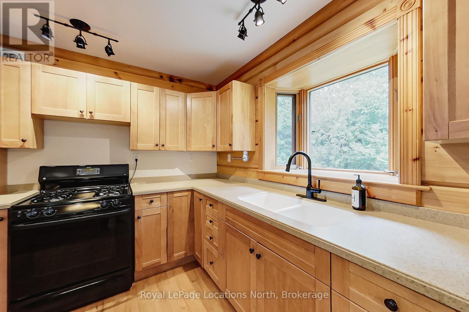 208554 26 Highway Property Photo 21