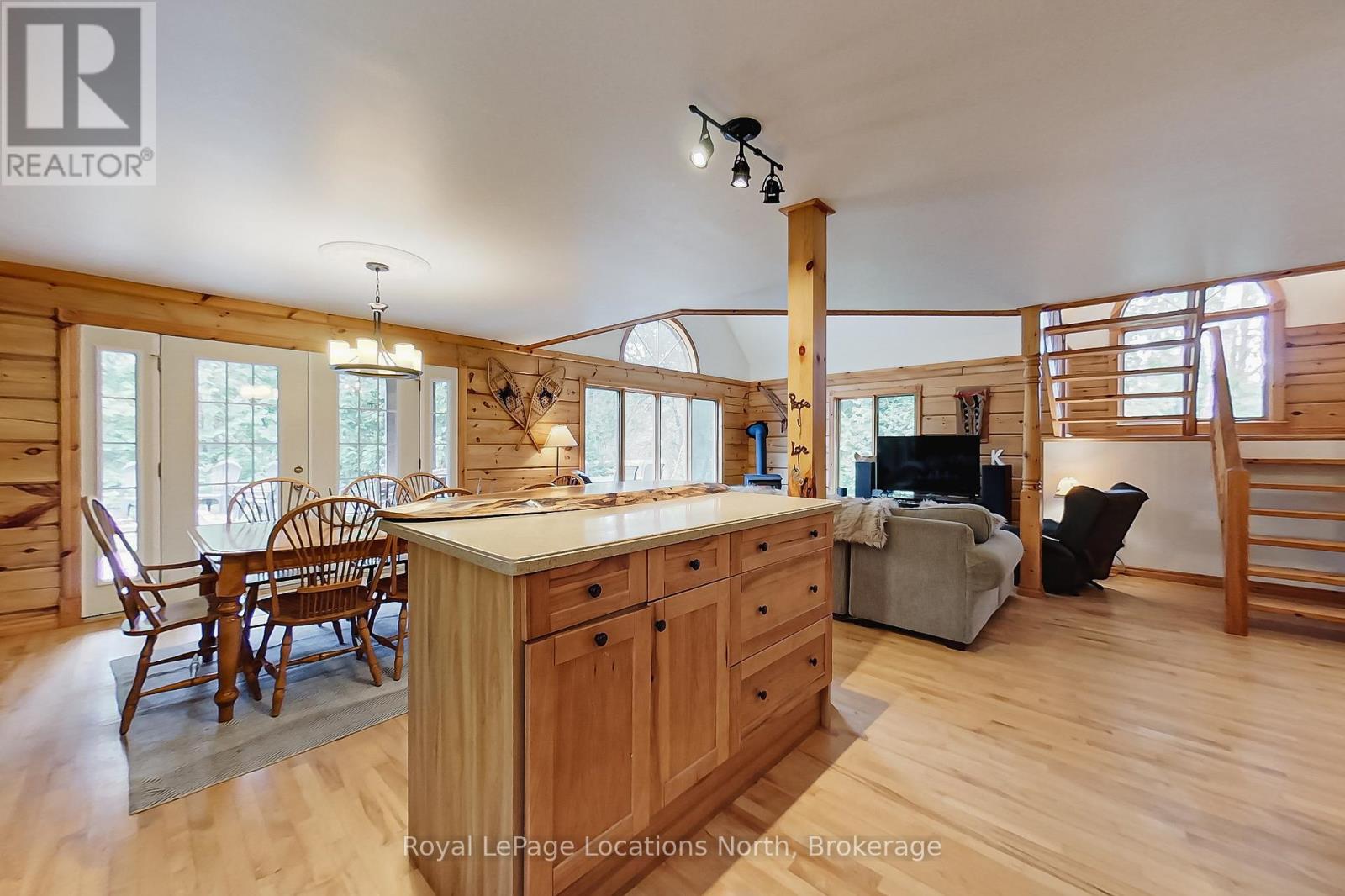 208554 26 Highway Property Photo 22